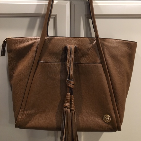 ❌SOLD❌Vince Camuto 100% genuine leather - Picture 2 of 8